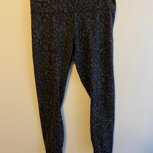 Lululemon- Size 12- Wunder Train Tight